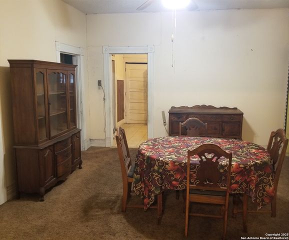 1709 Delgado, San Antonio, TX 78207