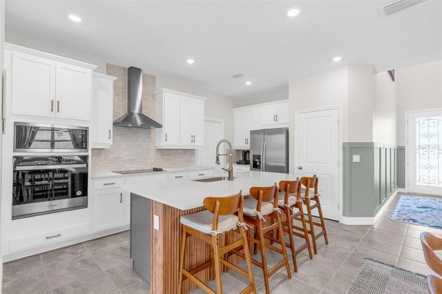 2019 SUNSHINE PEAK DRIVE, Minneola, FL 34715