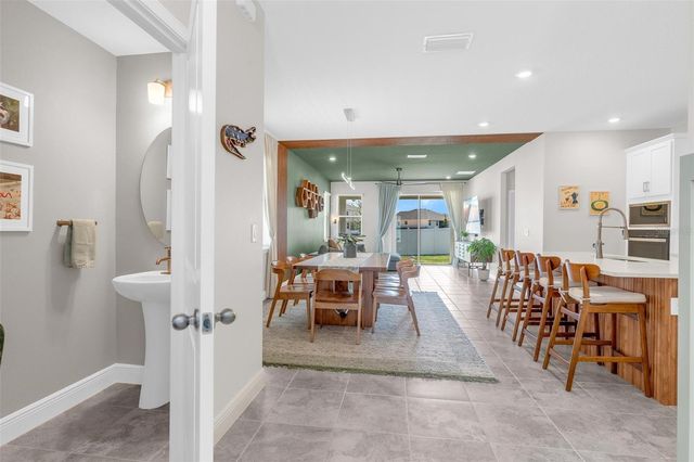 2019 SUNSHINE PEAK DRIVE, Minneola, FL 34715