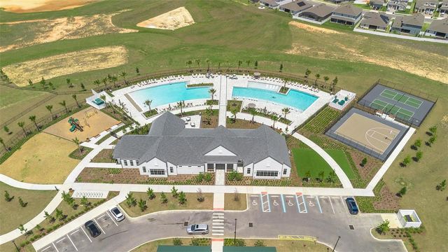 2019 SUNSHINE PEAK DRIVE, Minneola, FL 34715