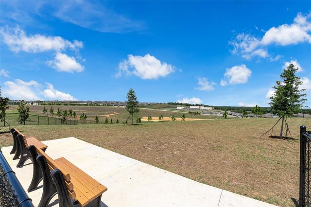 2019 SUNSHINE PEAK DRIVE, Minneola, FL 34715