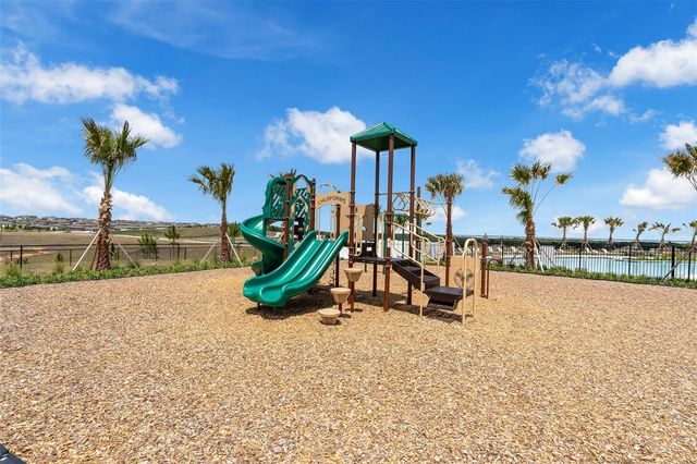 2019 SUNSHINE PEAK DRIVE, Minneola, FL 34715