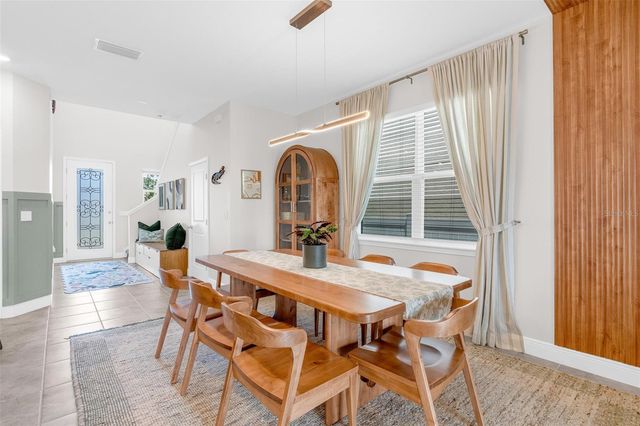 2019 SUNSHINE PEAK DRIVE, Minneola, FL 34715