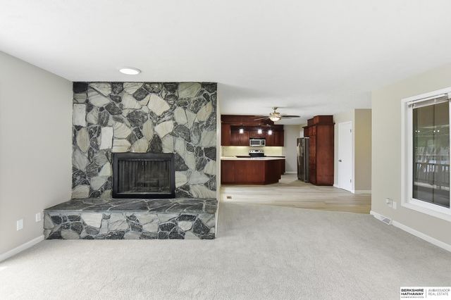 10061 Miami Circle, Omaha, NE 68134