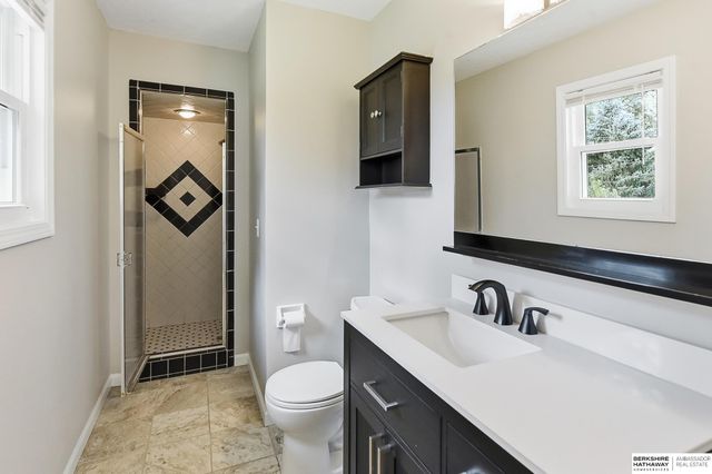 10061 Miami Circle, Omaha, NE 68134