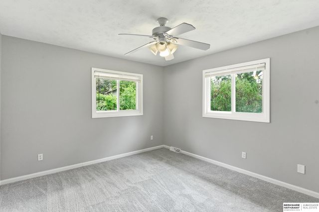 10061 Miami Circle, Omaha, NE 68134