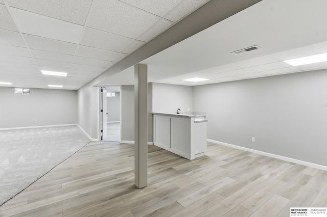 10061 Miami Circle, Omaha, NE 68134