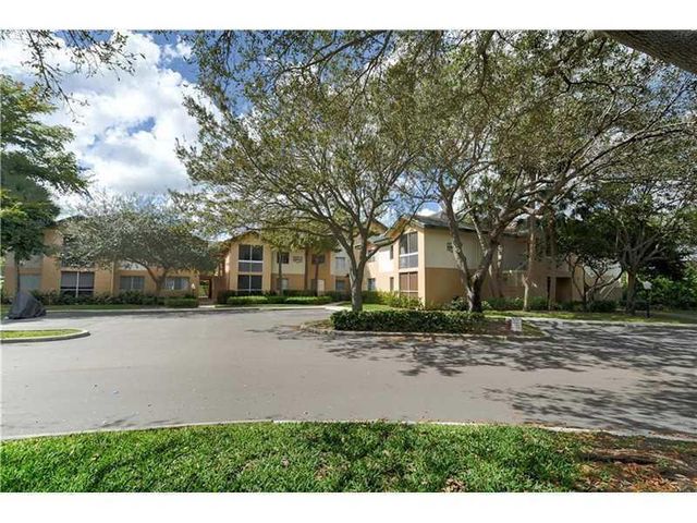 9901 WESTVIEW Drive 336, Coral Springs, FL 33076
