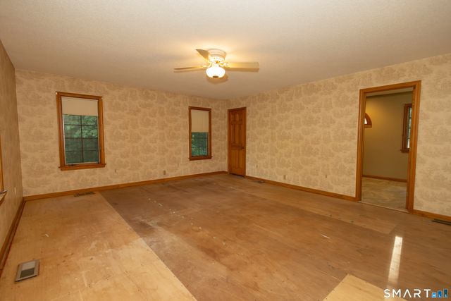 84 Luciano Drive, Southington, CT 06489