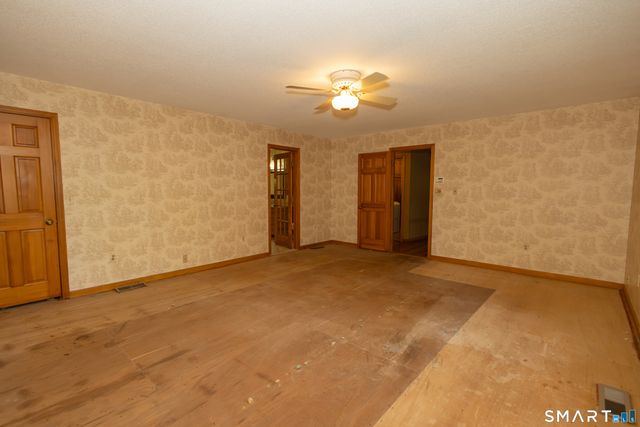 84 Luciano Drive, Southington, CT 06489