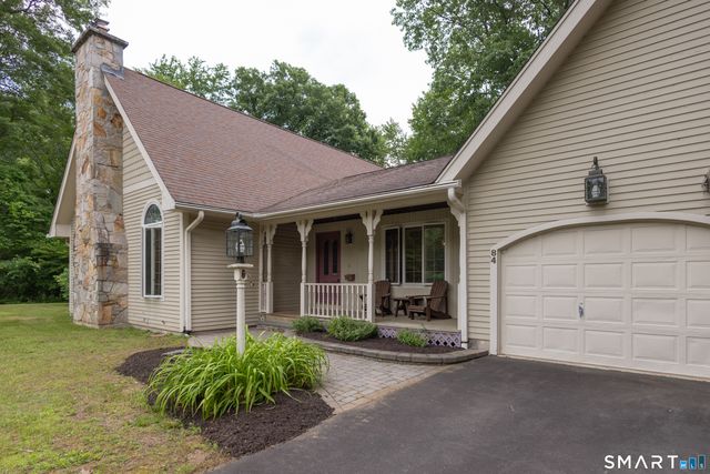 84 Luciano Drive, Southington, CT 06489