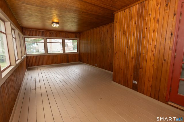 84 Luciano Drive, Southington, CT 06489