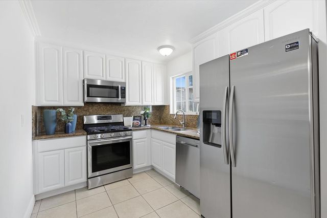 1183 Saratoga Avenue, East Palo Alto, CA 94303