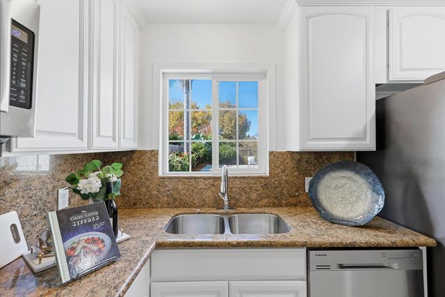 1183 Saratoga Avenue, East Palo Alto, CA 94303