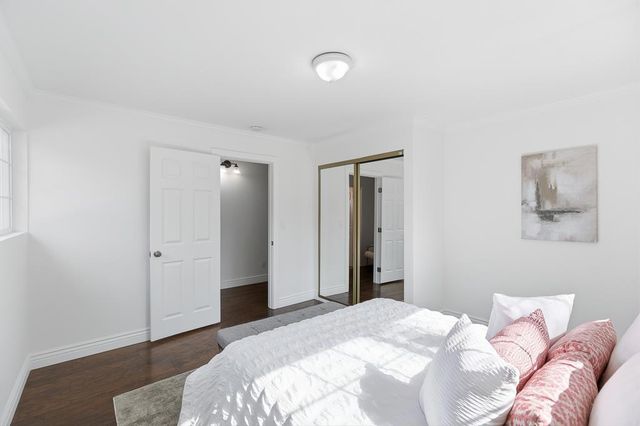 1183 Saratoga Avenue, East Palo Alto, CA 94303