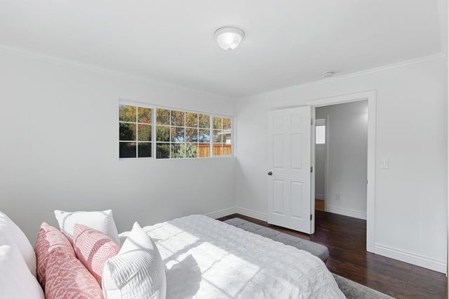 1183 Saratoga Avenue, East Palo Alto, CA 94303