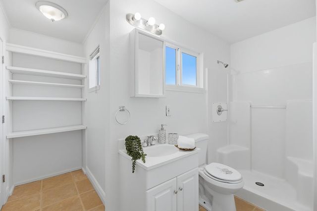 1183 Saratoga Avenue, East Palo Alto, CA 94303