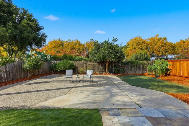 1183 Saratoga Avenue, East Palo Alto, CA 94303