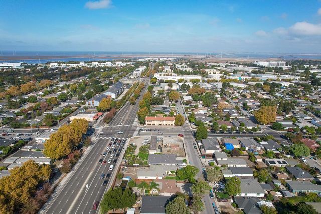 1183 Saratoga Avenue, East Palo Alto, CA 94303