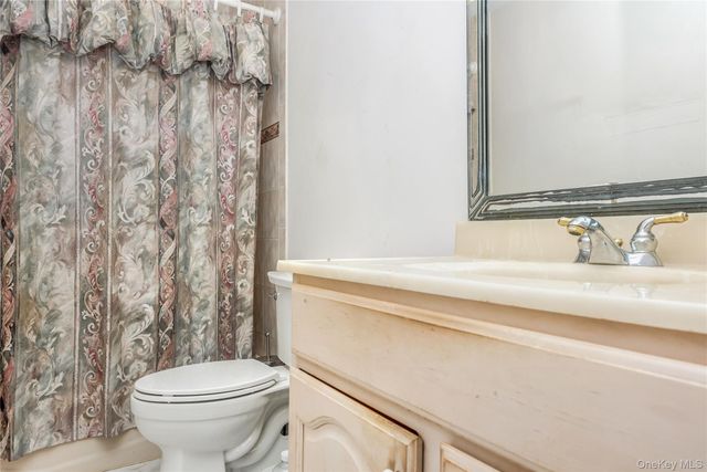 29 Grand Avenue, Northport, NY 11768