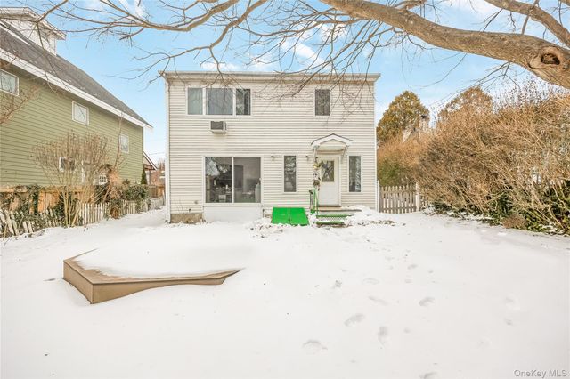 29 Grand Avenue, Northport, NY 11768