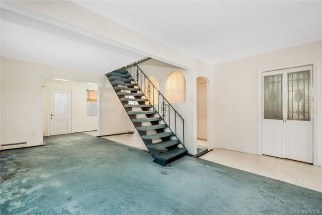 29 Grand Avenue, Northport, NY 11768