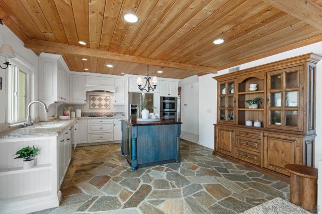 506 Deerhaven St, El Cajon, CA 92019