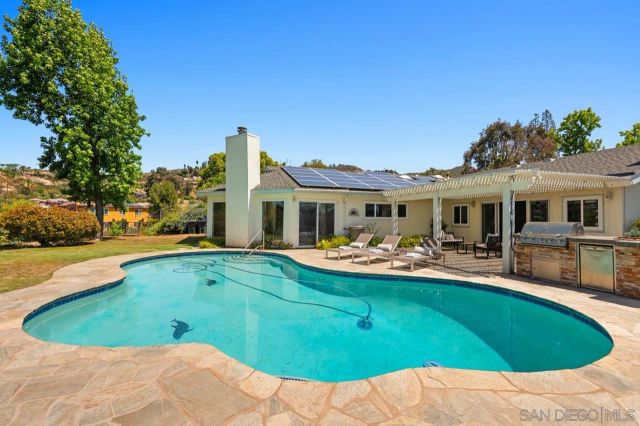 506 Deerhaven St, El Cajon, CA 92019