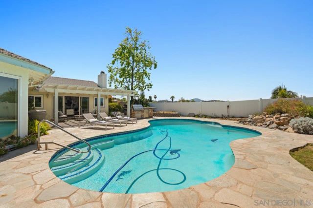 506 Deerhaven St, El Cajon, CA 92019