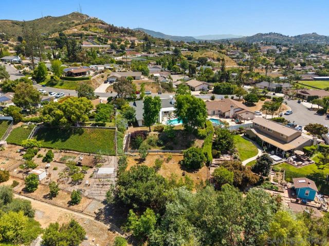 506 Deerhaven St, El Cajon, CA 92019