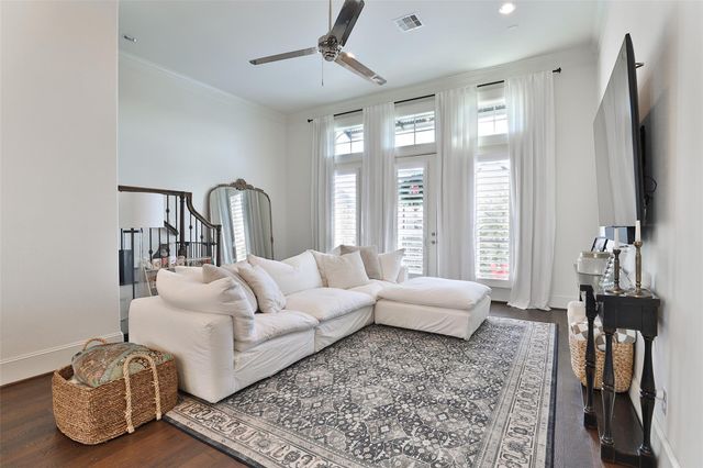 2303 Kolbe Run Lane, Houston, TX 77080