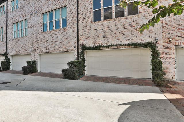 2303 Kolbe Run Lane, Houston, TX 77080