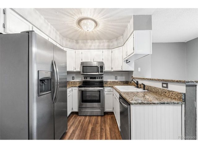 10160 W Dartmouth Ave, Lakewood, CO 80227