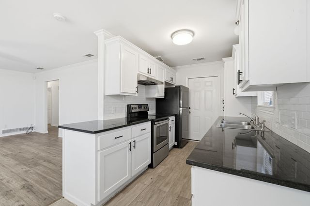 4826 S 6th Street, Abilene, TX 79605