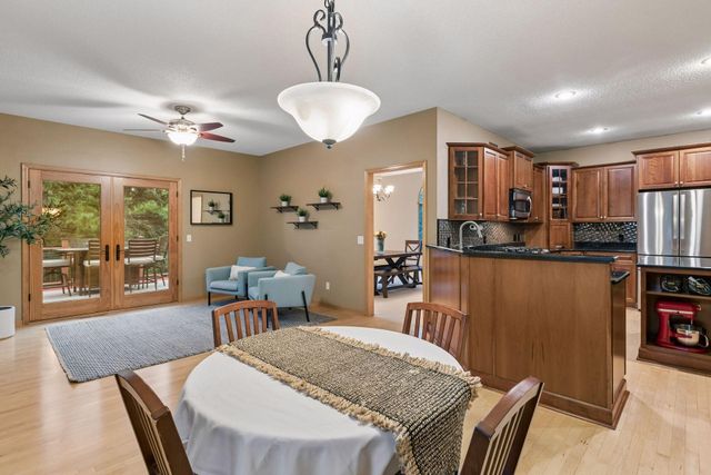 12735 42nd Place N, Plymouth, MN 55442