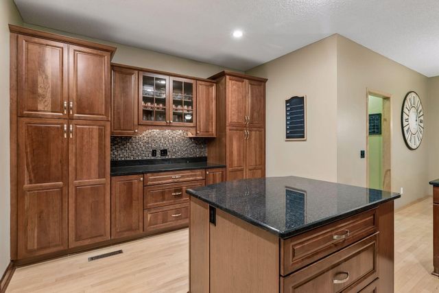 12735 42nd Place N, Plymouth, MN 55442