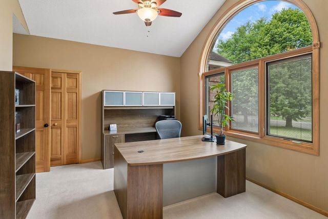 12735 42nd Place N, Plymouth, MN 55442
