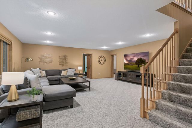 12735 42nd Place N, Plymouth, MN 55442