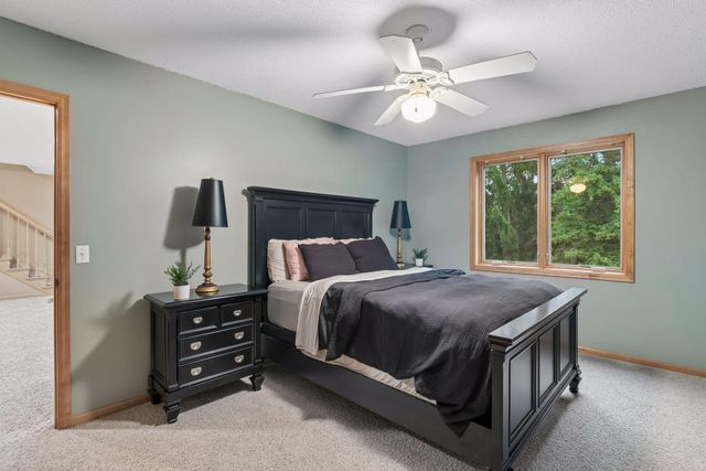 12735 42nd Place N, Plymouth, MN 55442