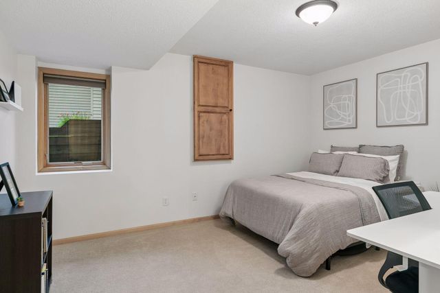 12735 42nd Place N, Plymouth, MN 55442