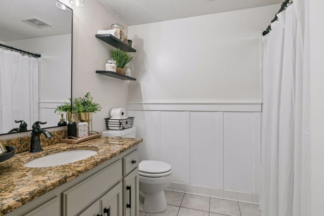 12735 42nd Place N, Plymouth, MN 55442