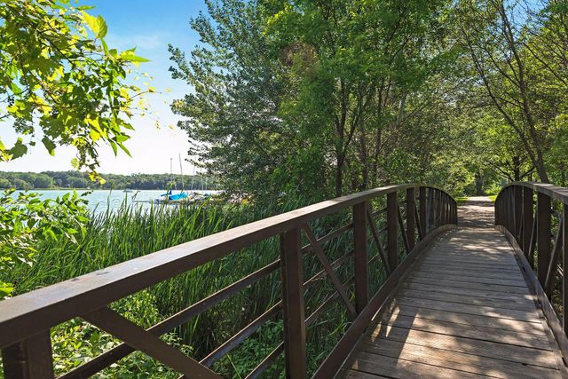 12735 42nd Place N, Plymouth, MN 55442