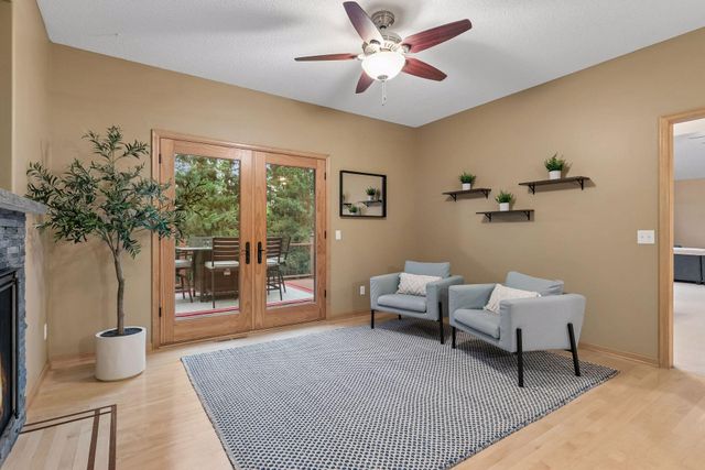 12735 42nd Place N, Plymouth, MN 55442