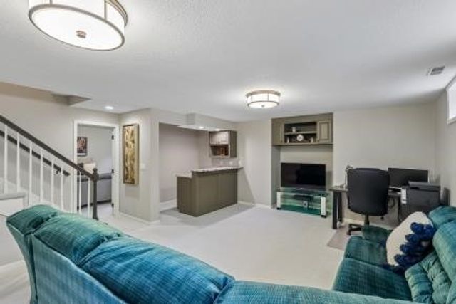 14006 South Shore Drive, Clive, IA 50325