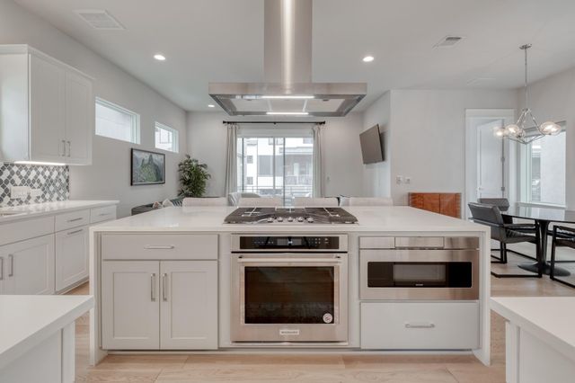 5002 E Pecan Springs RD 7, Austin, TX 78723