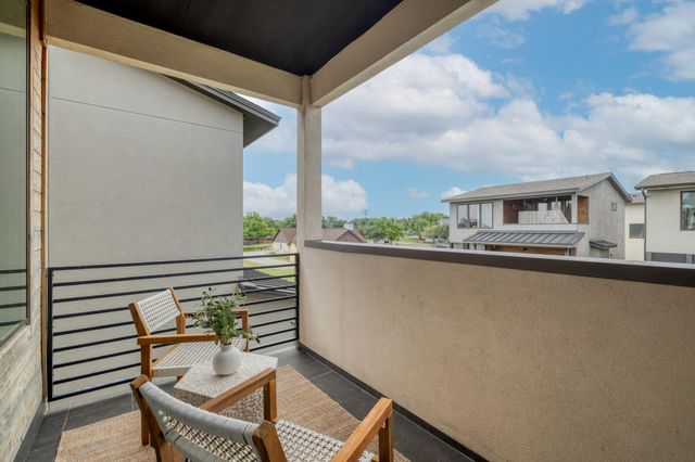 5002 E Pecan Springs RD 7, Austin, TX 78723