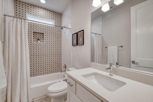 5002 E Pecan Springs RD 7, Austin, TX 78723