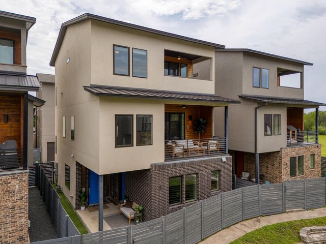 5002 E Pecan Springs RD 7, Austin, TX 78723