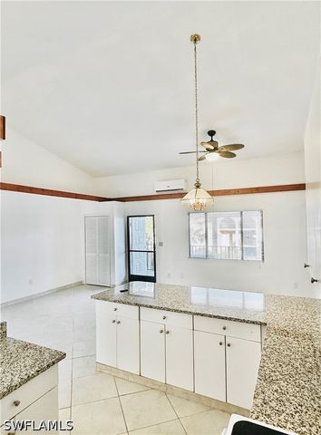 826 Wiggins Pass RD 302, Naples, FL 34110