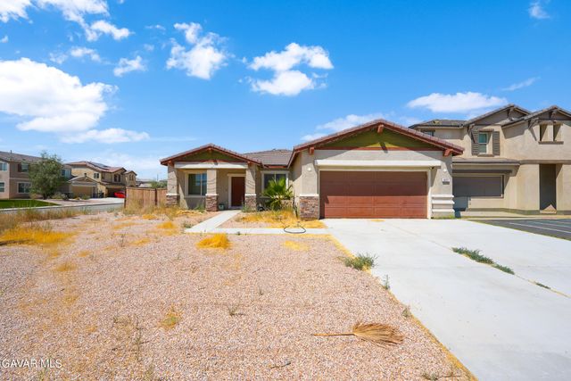 2437 Lugar Hermoso Court, Rosamond, CA 93560